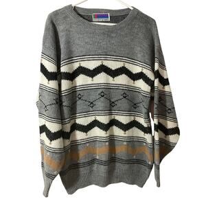 80’s Sweater Graphix Large Geometric Sweater Unisex Acrylic